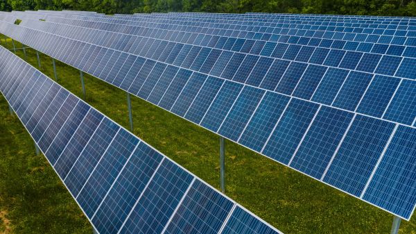 Transforming solar energy: unveiling cutting-edge innovations in panel technology for enhanced efficiency and cost-effectiveness
